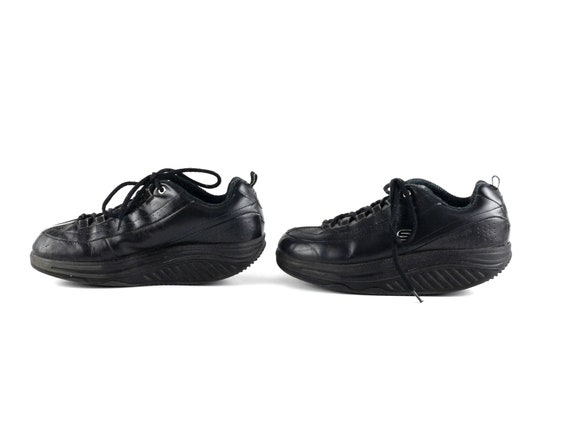Dad shoes skechers hot sale
