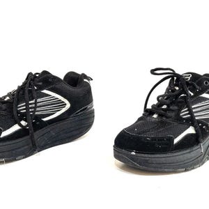 vintage SKECHERS style FILA brand black leather vintage women&#39;s size 10 U.S. PLATFORM 90s grunge chunky dad shoes - Free shipping U.S.A