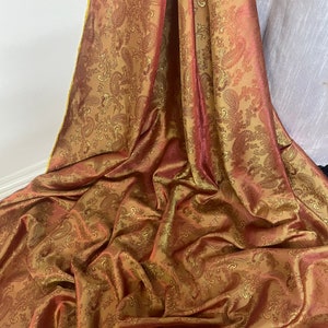 1 mtr two tone red/gold self print paisley jacquard fabric..58" wide 0175