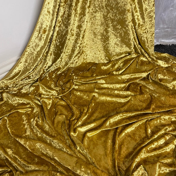 1 mtr gold crushed velvet fabric..58” wide