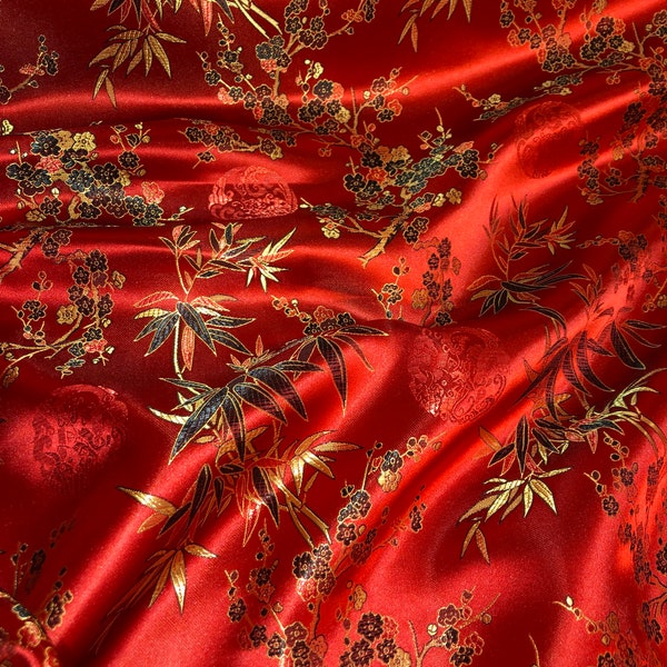 1 mètre de tissu brocart chinois rouge avec des médaillons orientaux, des fleurs... 45 po. de large 0295