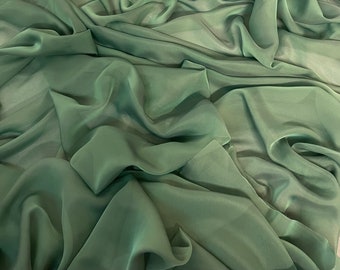 5 MTR QUALITY EMERALD GREEN CHIFFON FABRIC...45" WIDE £12.49 SPECIAL OFFER