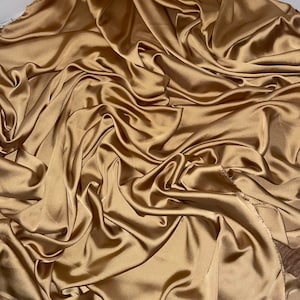 Tecido de cetim charmeuse leve e sedoso, dourado antigo, de 1 m. 58&quot; de largura