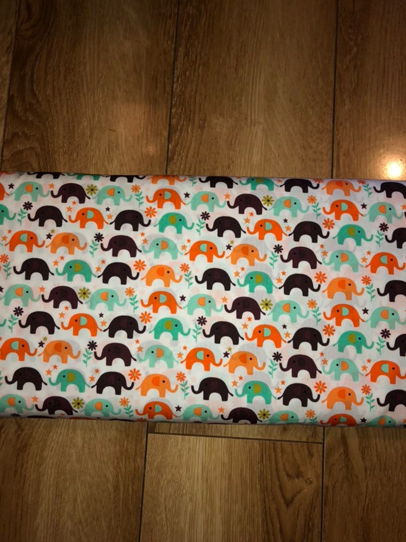 1 mtr mint greenorange elephant print 100/% cotton fabric..45/'wide
