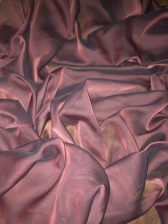 1 MTR DUSKY PINK POLYESTER SILK LINING FABRIC...44/"WIDE