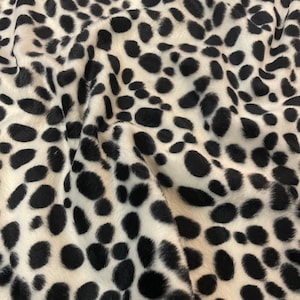 1 mtr di tessuto di velluto di pelliccia sintetica stampa dalmazione animale.. 58" di larghezza