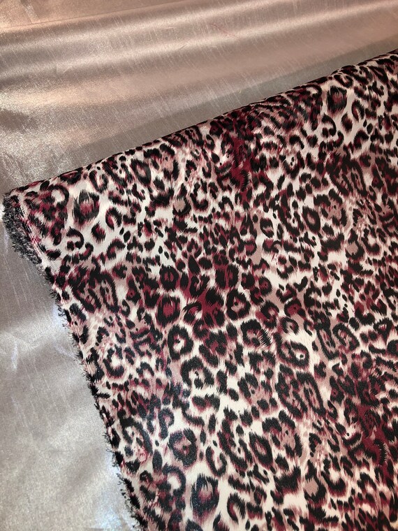 147cm 1 mtr purple leopard animal print dress polyester crepe fabric..58” wide