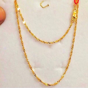 22k Glittery twist chain necklace, 916 Yellow Gold