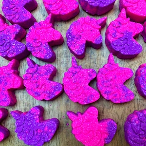 Unicorn Mini Bath Bombs | Beautiful Floral Scent | Handmade Kids Gift | 10 Pack