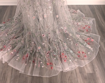 High Quality Light Pink Embroidered Tulle Fabric For DIY Wedding Prom Party Dress Craft Pre-cut