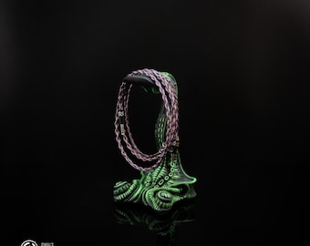 Mid Size, 22 cm, Collosum, Green, Grumpy Goose Kabelständer, Original Design, 3D gedruckte Edition, handgemalt,