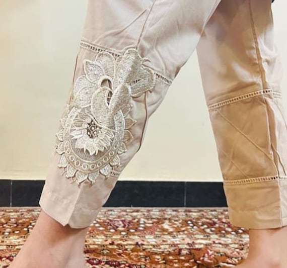 White Trouser – Diners Pakistan