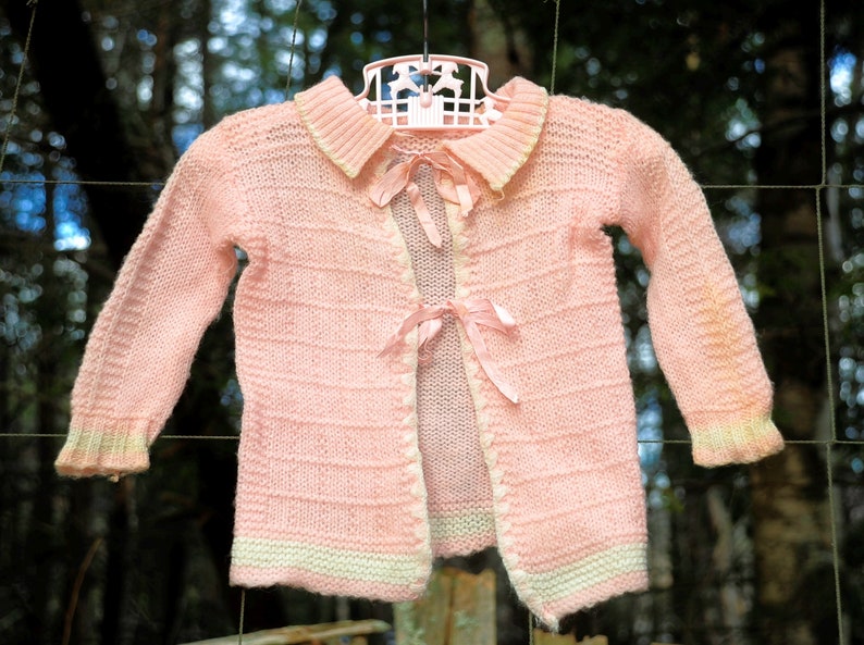 VTG 70's / Peach Toddler Girls Ribbon Tie Cardigan Sweater / Lightweight Wool / 9-12 12-18M / Baby Shower Gift image 1