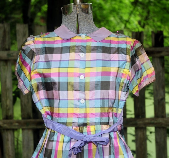 Vintage 50's 60's / Girls Taffeta Lavender Plaid … - image 8