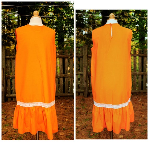 Vintage 1960's / Girls Bright Orange Cotton & Lac… - image 2