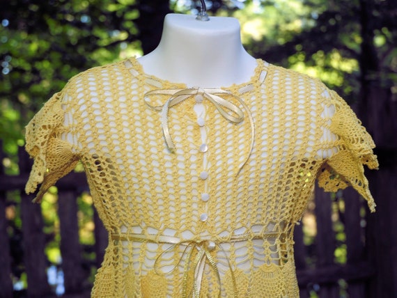 Vintage 60's / Little Girls Gold Pineapple Croche… - image 4