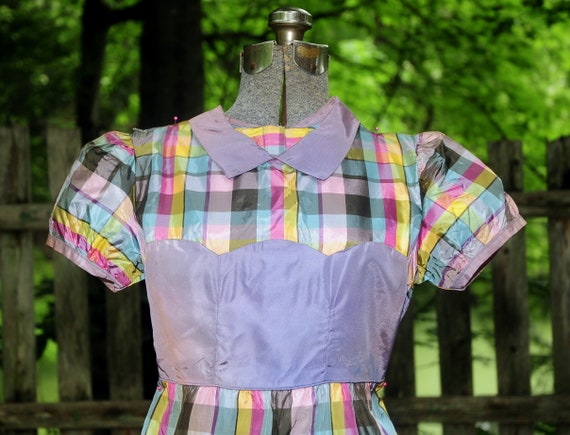 Vintage 50's 60's / Girls Taffeta Lavender Plaid … - image 3