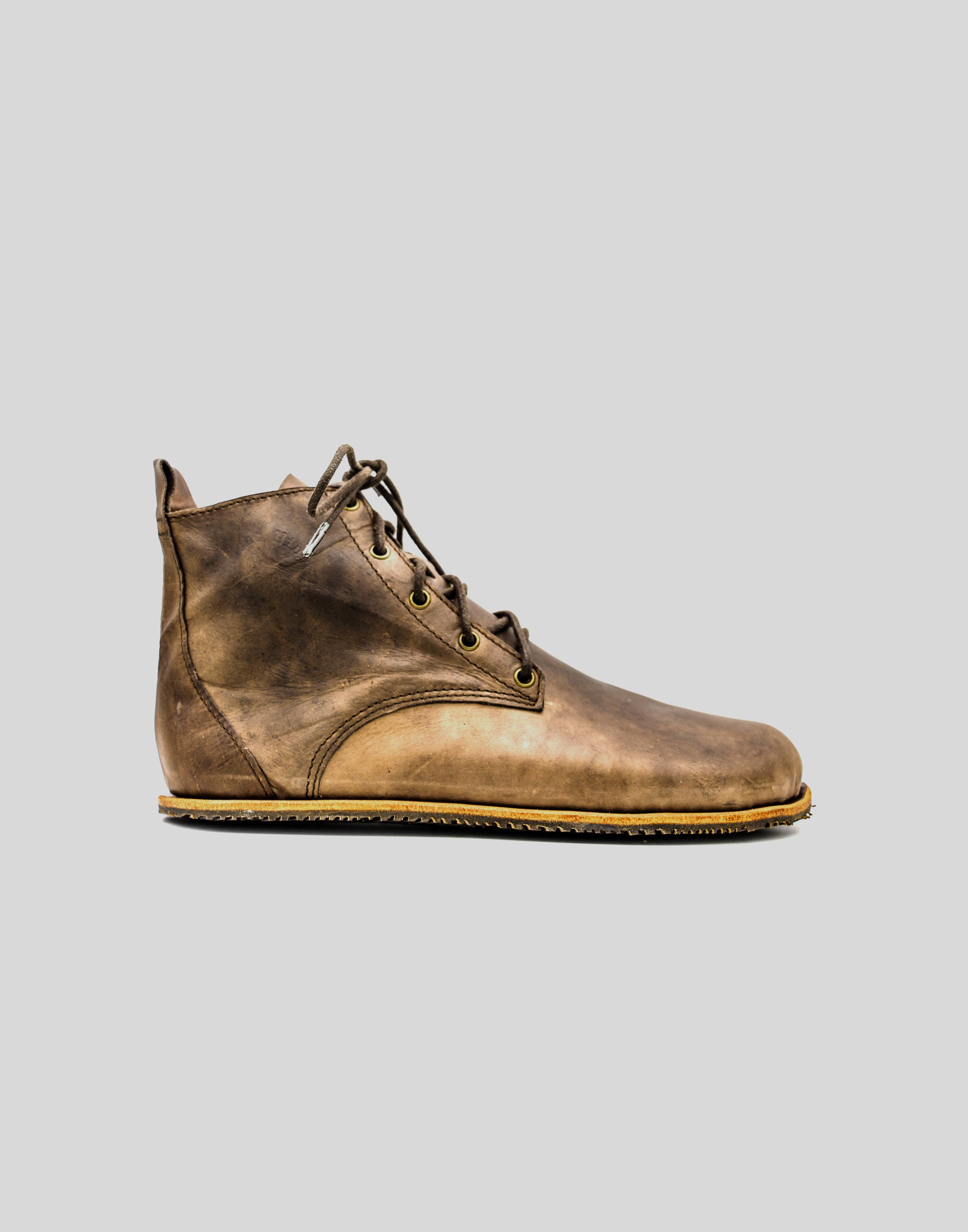 stylish chukka boots