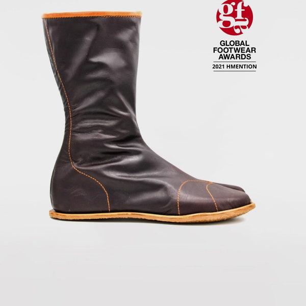 Hattori Hanzō Ninja Jika Tabi Boots | Veg tan leather | Kohaze clasps fastening | Svig rubber soles | Ninja shoes made by a ninja | 30cmTall