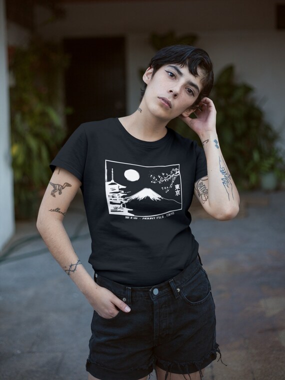 Unisex Mount Fuji Graphic T-shirt, Tokyo Japan - Etsy