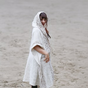 Boho Hooded Poncho with Shipibo Print | Raw Cotton Unisex Cape | Tribal Festival Robe |Free Size Ethnic Kaftan Jacket |Cloak for Men & Women