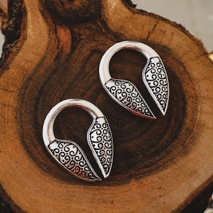 Ear Weight | Ethnic Ear Hangers | Ear Stretchers | Tribal Style | Festival Brass Jewerly | Nickel free | Stretch Gauges | Sold as Pair