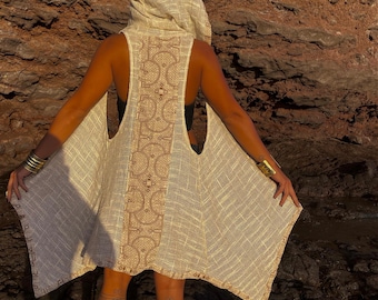 Natural White Hooded Vest with Shipibo Print | Tribal Festival Clothing | Boho Hooded Top | Unisex Ethnic Vest | Eco Cotton Tribalwear