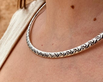 Silver Designed Necklace/ Flexible Choker Necklace/ Ethnic Choker/ Cuff Necklace/ Collar Jewelry.