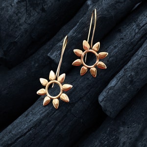 Flower Earring | Drop Earring | Dangle Earring | Flower Mandala | Brass Earring | Boho Earring | Boho Style | Tribal Earring