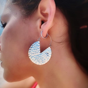 Hammered Earring | Brass Earrings | Hoop Earrings | Boho Earrings | Tribal Earrings | gift for her | Tribal design | Ethnic earrings