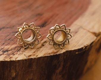Flower Tunnel earplug | Gauged Earring | | Brass Tunnel | Plug | Brass Ear Plugs | Stretch Ear Plug | Gauge Jewelry |
