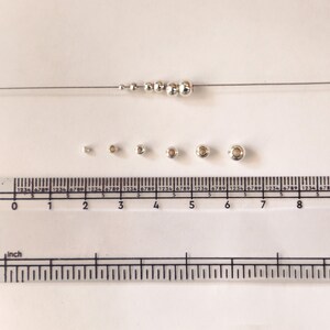 2mm Silber Perlen Runde Perlen Schmuckherstellung Perlen Perlen für Makramee Makramee Schmuck und Traumfänger Bild 3