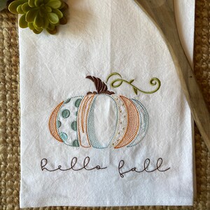Pumpkin Tea Towel, Fall Tea Towel, Pumpkin Flour Sack Tea Towel, Hello Fall Kitchen Towel, Fall Dish Towel, Autumn Tea Towel, Fall Gift