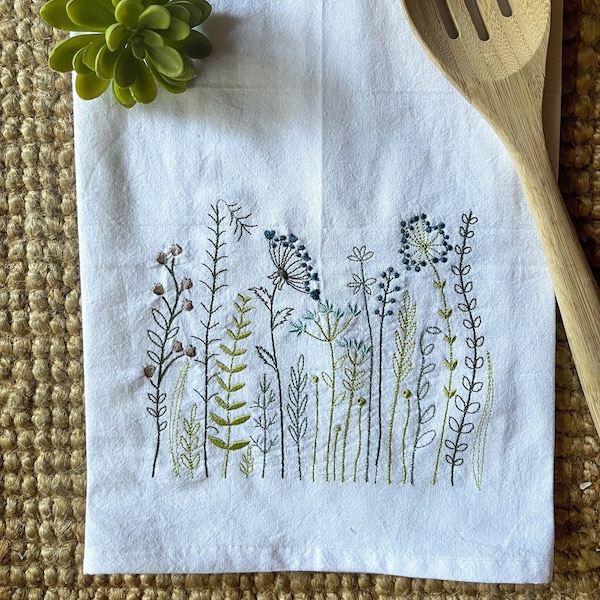 Spring Parade Lily Tea Towel main image 0
