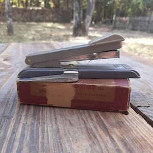 vintage Bostitch desk stapler with a mostly full box of staples- BOSTITCH B8- With built on staple remover- antique stapler for papers etc.