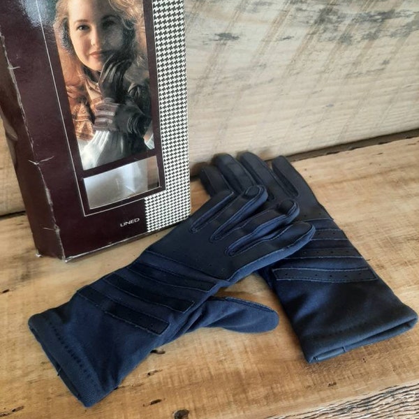 Vintage 1990s- Ladies' Stretch Nylon Driving Gloves- Lined- Still in Box (NEW) Size Small or X-Small- Navy Dark Blue