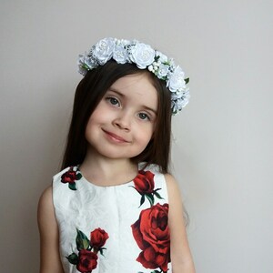 Floral headband for first communion, White flower crown, White flower girl crown Wedding flower crown First communion First holy communion