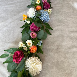 Guirlanda de flores silvestres para mesa Floral artificial, Caminho de flores de mesa, Arranjo de flores rústicas