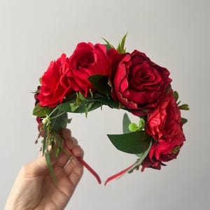 Red Flower Crown,Frida flower headband Day of the Dead Headpiece,Day of the Dead, Flower Crown, Headband, Floral Crown