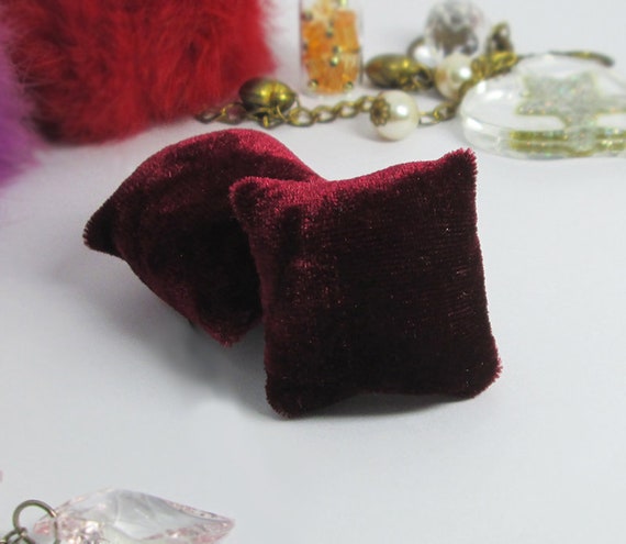2Pcs Silk Pillow Cushions Dollhouse Miniature Sofa Couch Bed 1//12 Doll Dark Blue