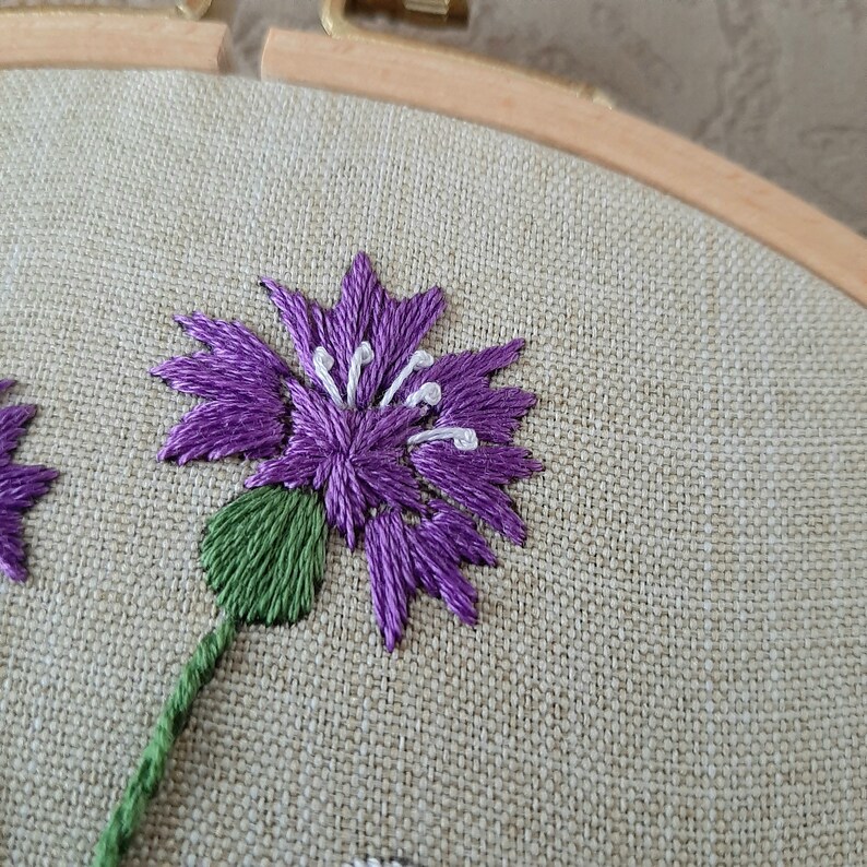 Cottagecore room decor Embroidery daisies | Etsy