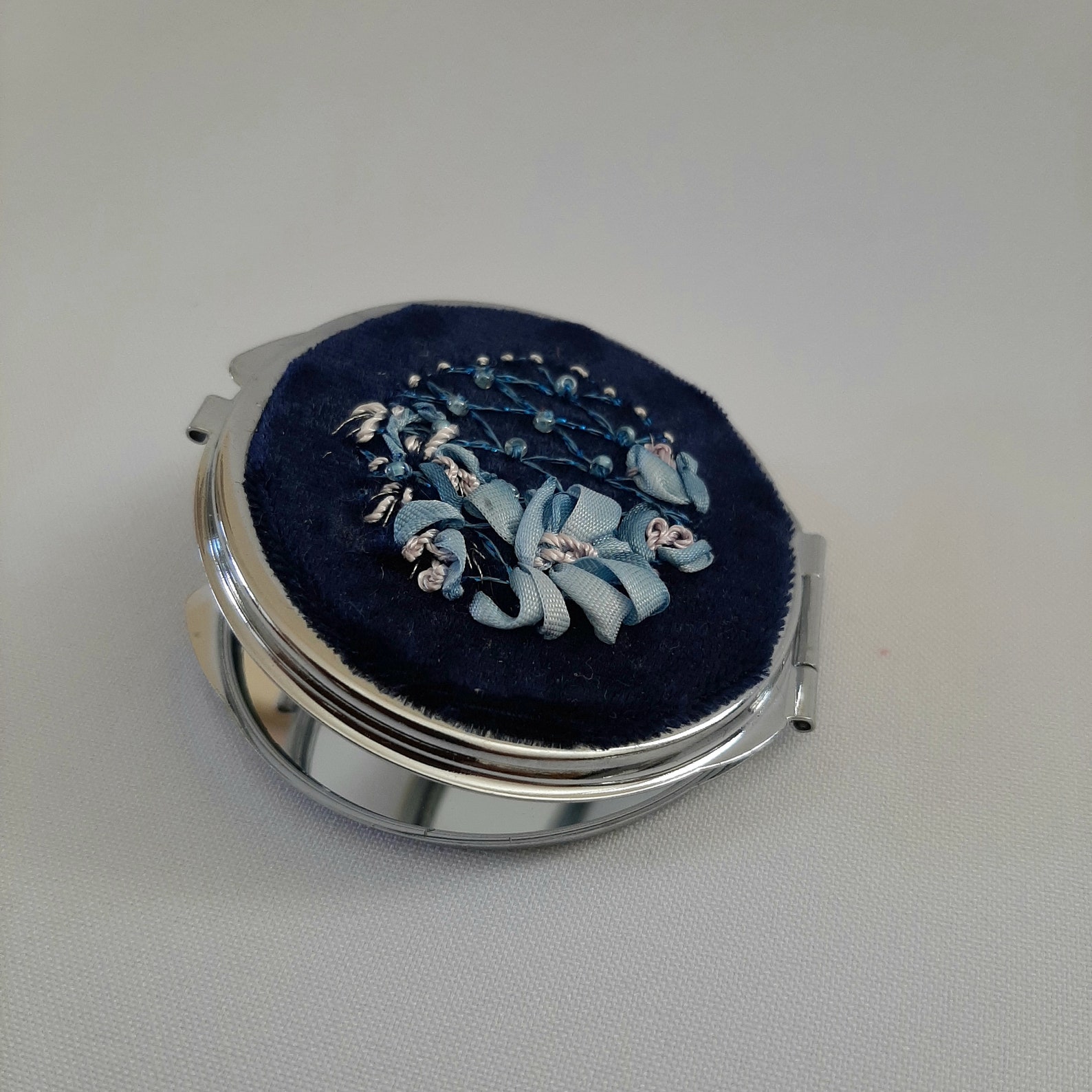 Finished embroidery compact mirror Floral pocket mirror Etsy