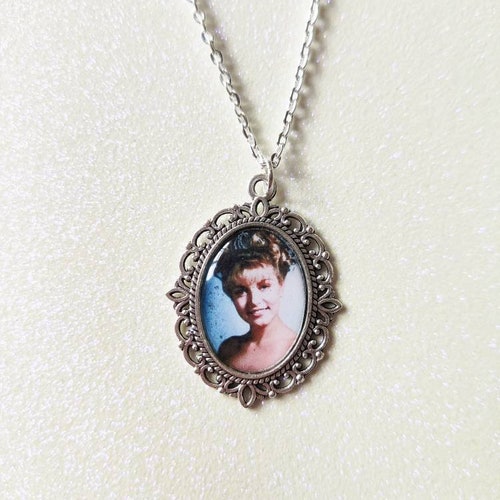 Collier en argent à breloques camée Laura Palmer Twin Peaks