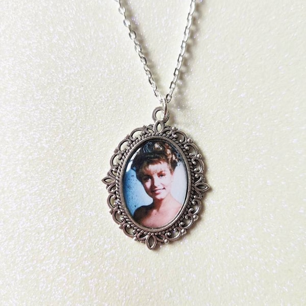 Twin Peaks Laura Palmer Silver Cameo Charm Necklace