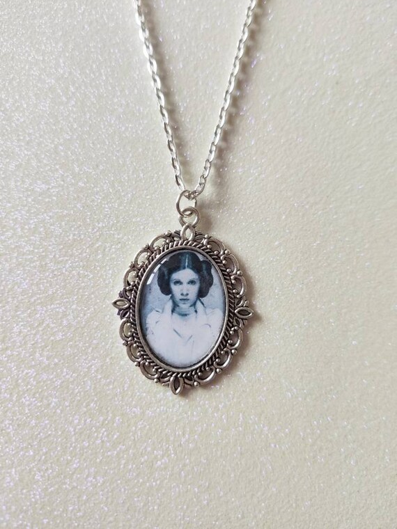 Princess leia necklace best sale