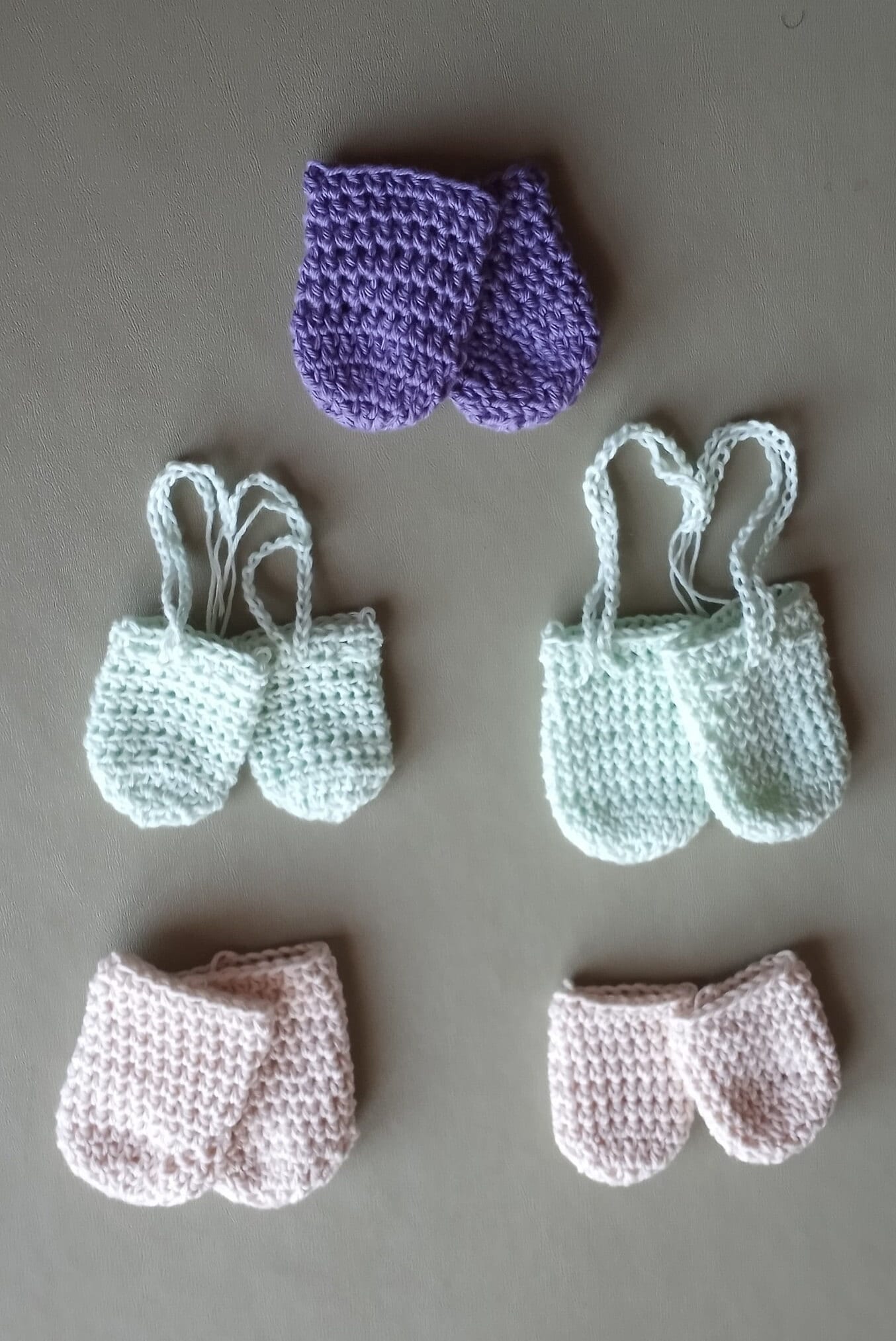 Baby Scratch Mitts - Thumbnail 2