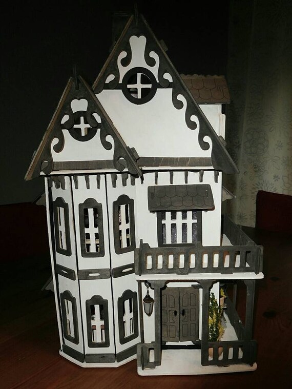 victorian doll houses