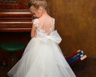 Flower girl dress train, Tutu girl dress, Ivory Flower Girl Dress, Birthday Dress