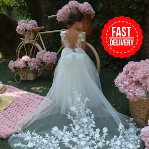 Flower girl dress train,Girl ball gown,Ivory flower girl dress, Tutu girl dress