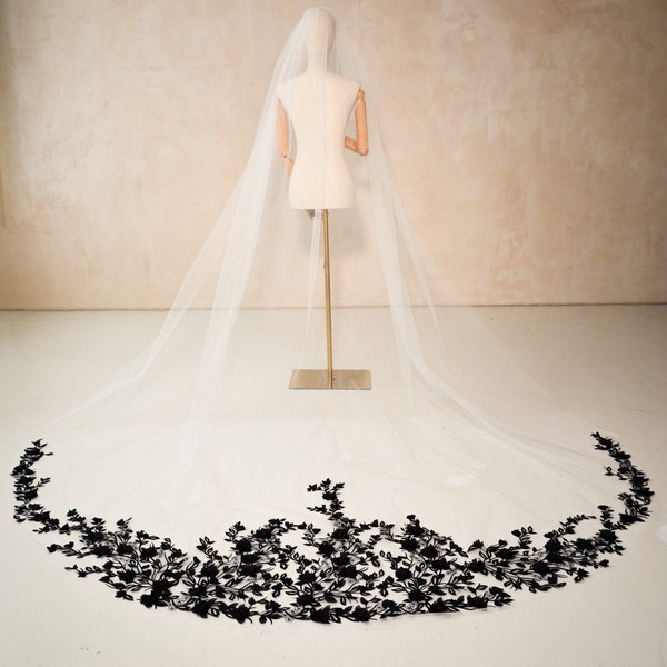 Black lace with flowers,  Single Layer Black Wedding Veil, Lace Bridal Veil, Black Tulle Wedding Veil